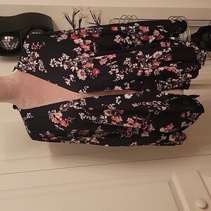 Loft Size M/L, Kimono Open Jacket.  Excellent Condition